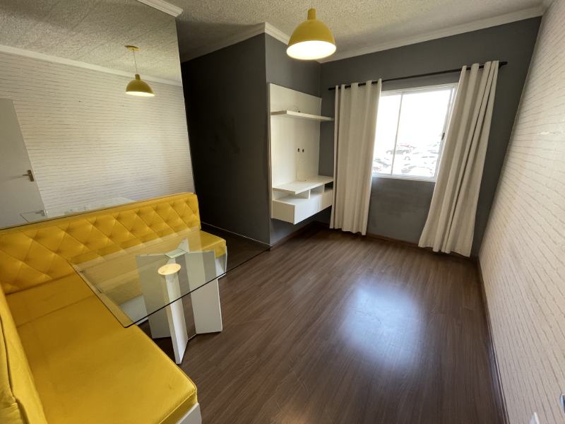 Apartamento de 2 dormitórios no bairro Jardim Petrópolis em Cotia