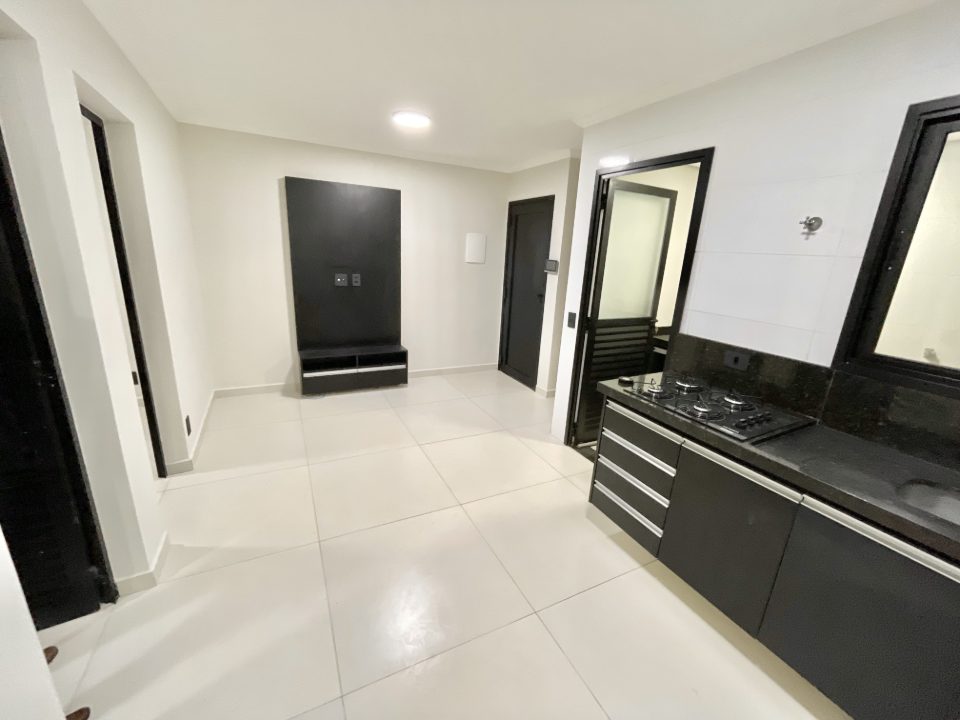 Apartamento de 2 dormitórios no bairro Jardim Sabiá em Cotia